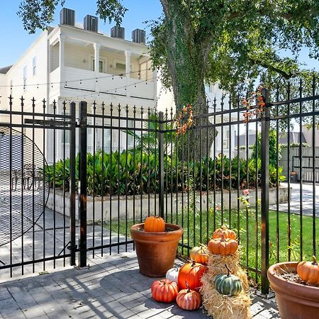 Modern 2Br On Carondelet By Hosteeva Apartment New Orleans Luaran gambar