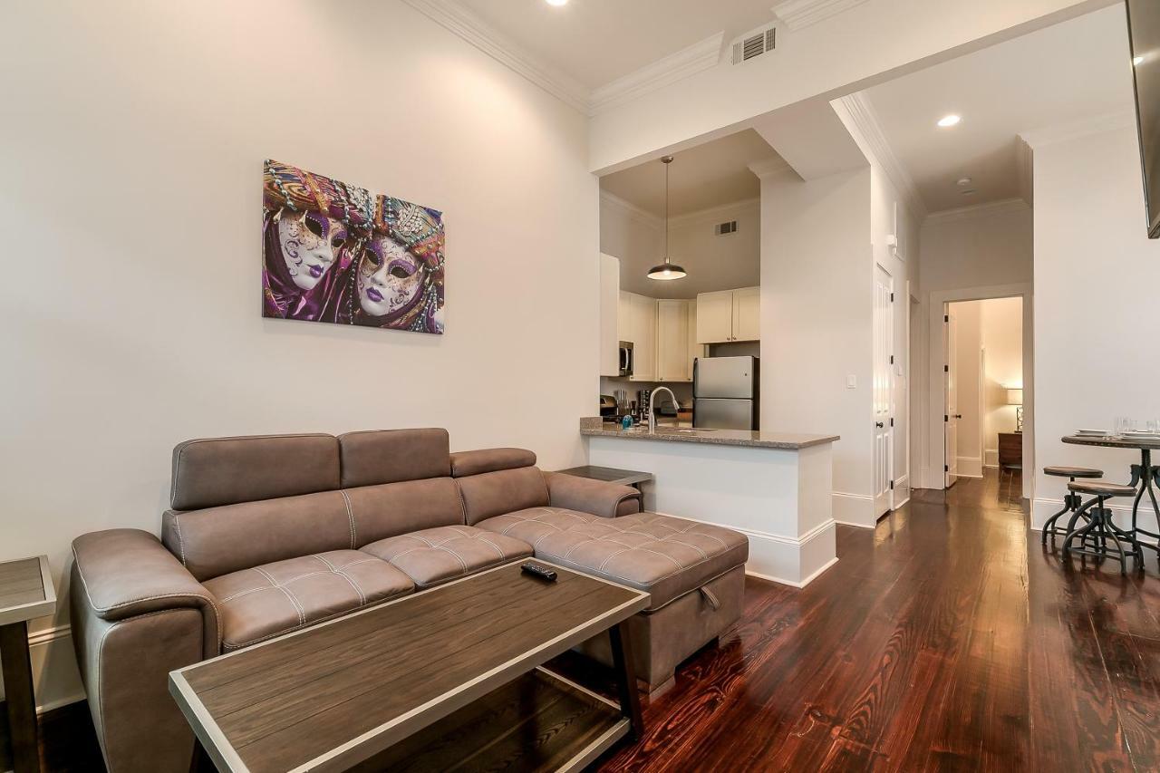 Modern 2Br On Carondelet By Hosteeva Apartment New Orleans Luaran gambar